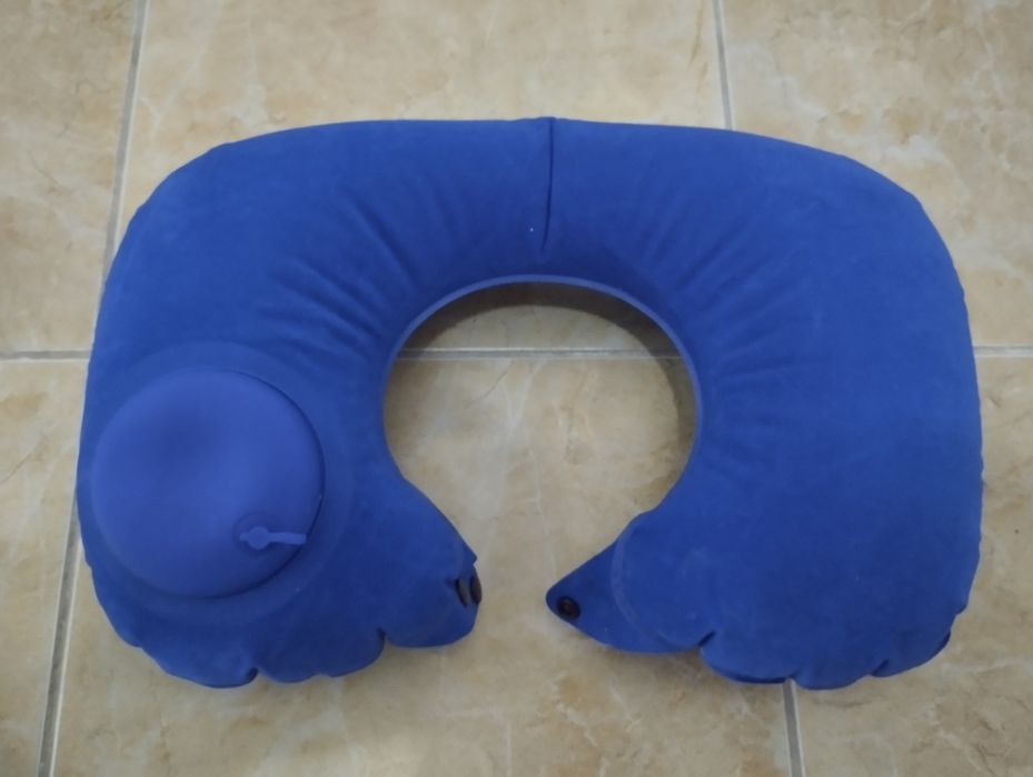 Подушка для шеи с насосом, воздух