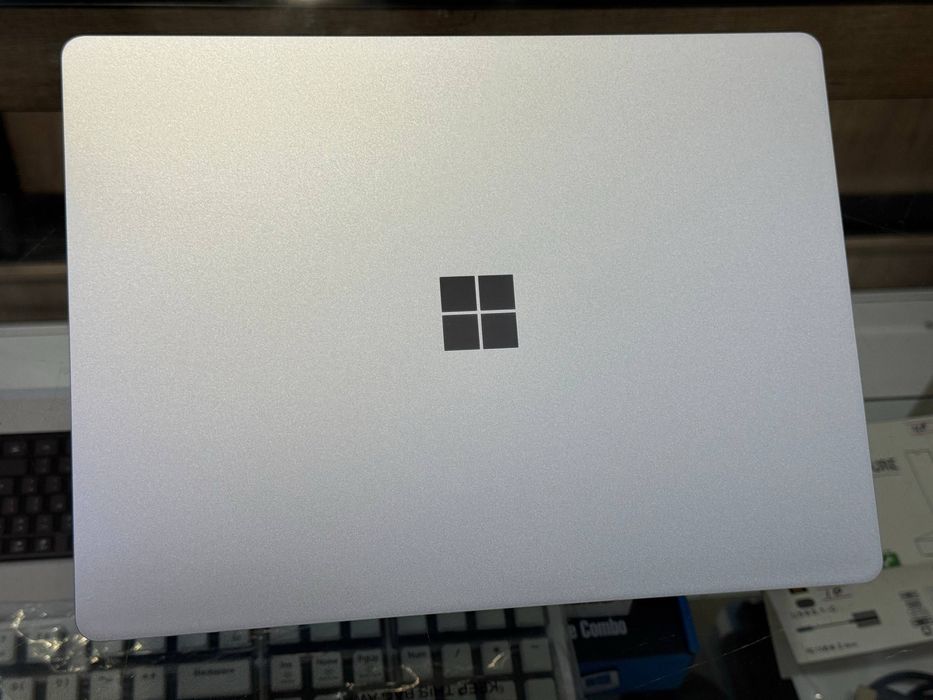 Microsoft Surface Laptop GO 2 | 16Gb/256G