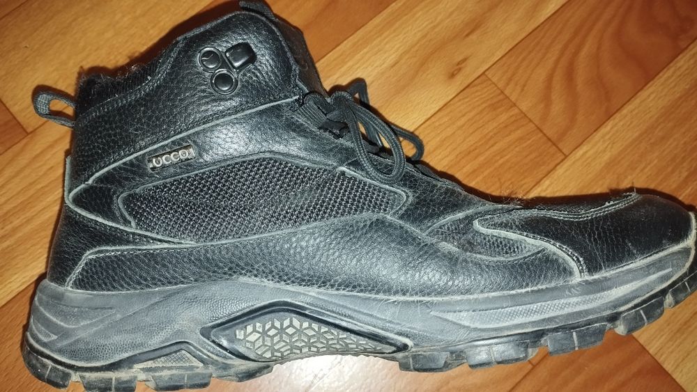 Кроссовки кроссовки