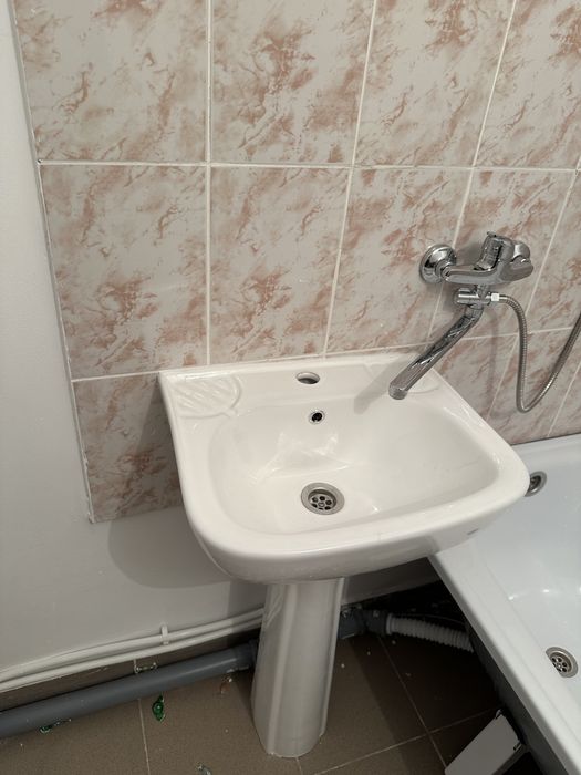 Раковина новая