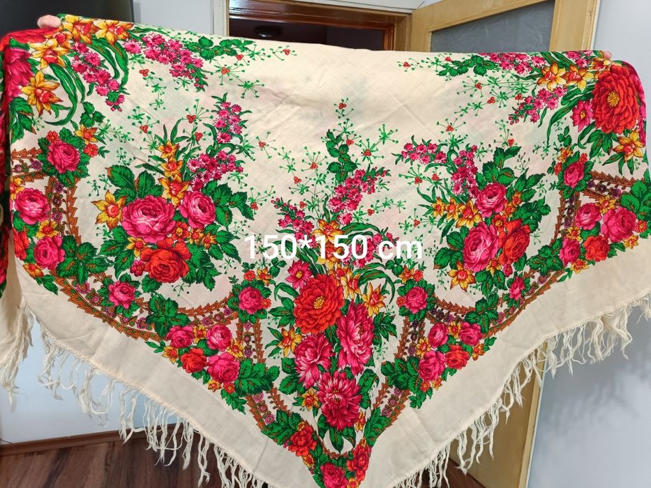 Вълнени руски шалове