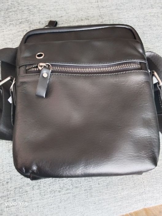 Продам барсетка кожанная