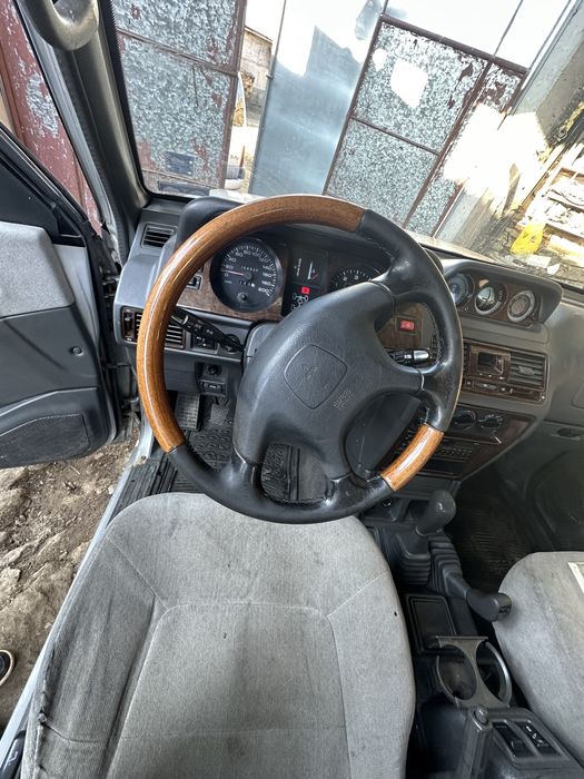 Мицубиши Паджеро 2 2.5 2.8 3.0