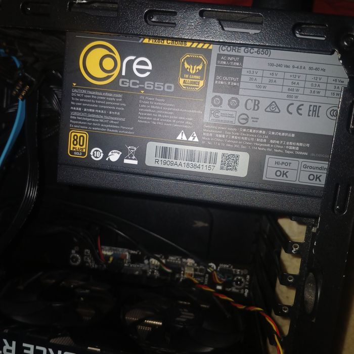 Sursa Tuf gaming 650w  80 plus gold