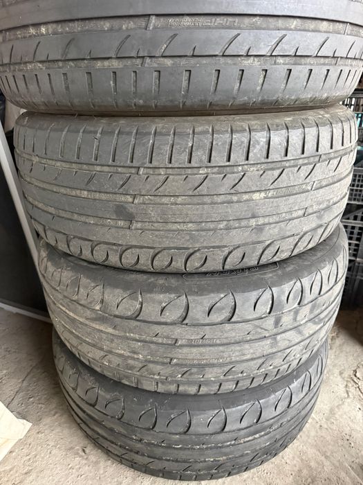 Vand 2 seturi anvelope