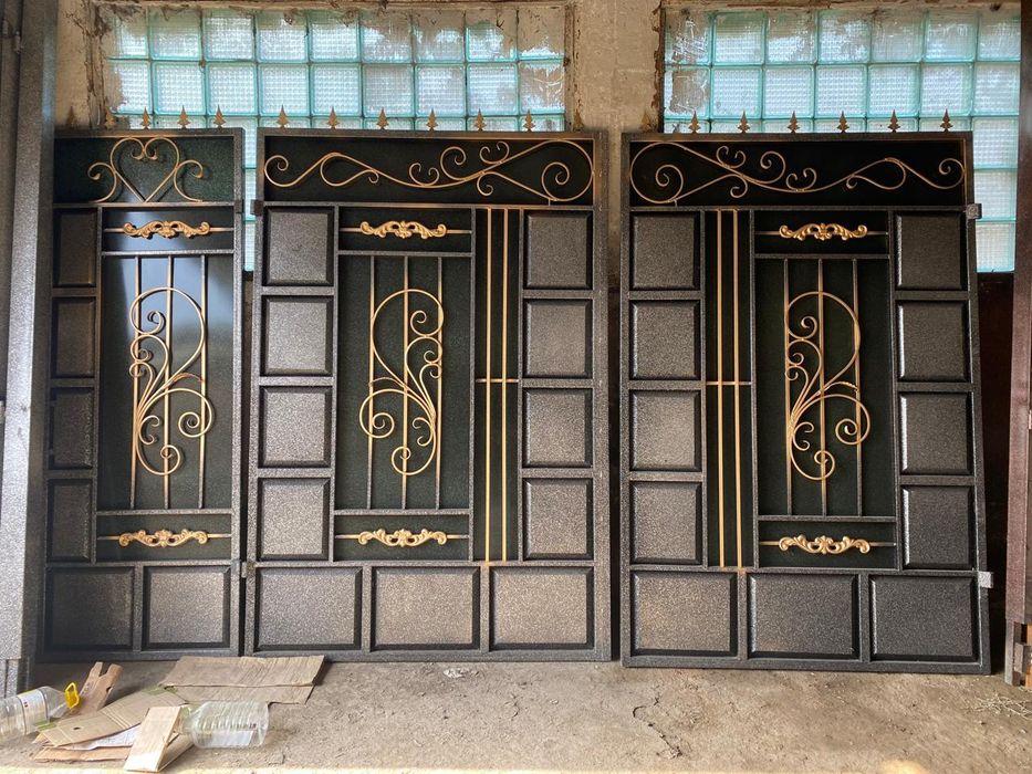 Ворота с установкой и без установки, в наличии и на заказ