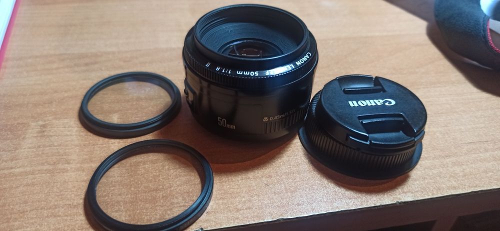 Объектив Кэнон продам 50мм.1:1.8