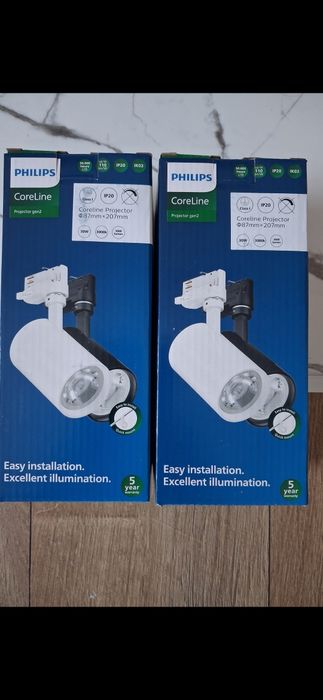 LED прожектор за шина Philips 220V, 30W, 3000lm, 4000K, CRI>90, IP20, 25°, за трифазна шина