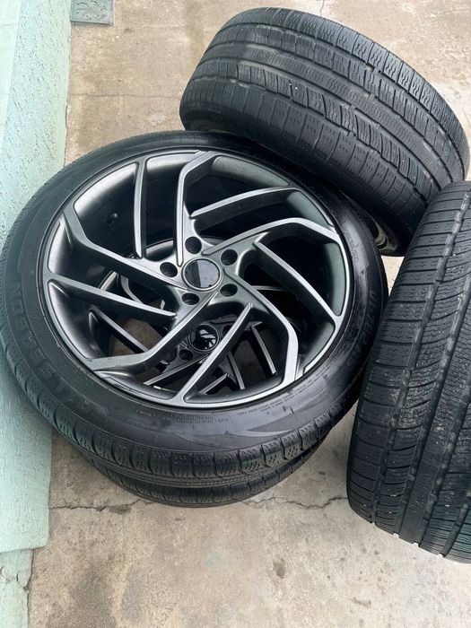 Diska balon OVATION  235/45/18