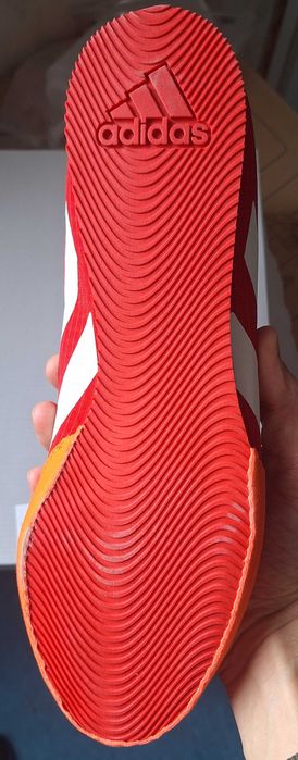Adidas Box Hog 4