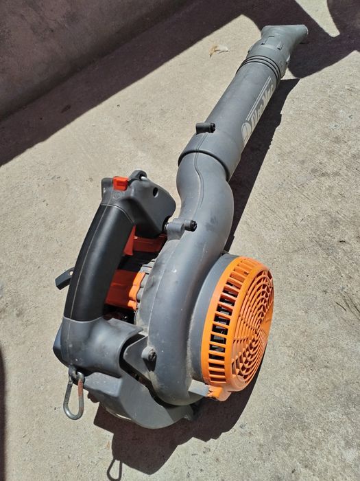 Turbo suflanta Oleo-Mac BV 250