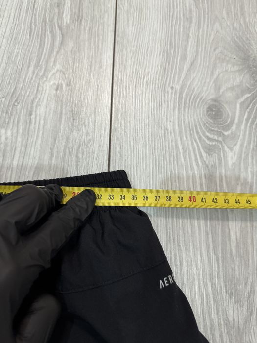 Adidas black training shorts – mărimea M