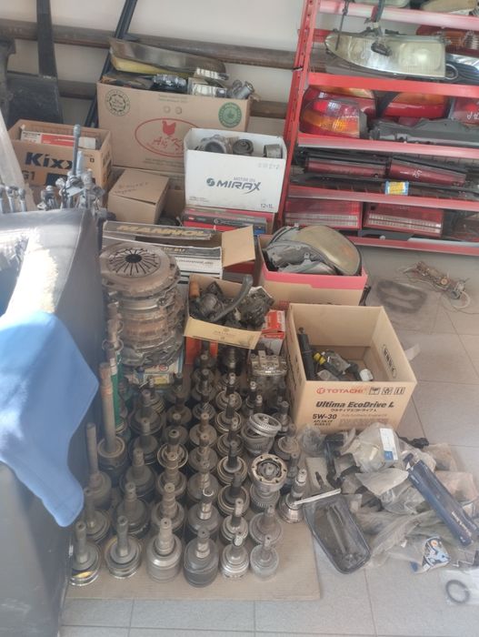 Продам все запчасти