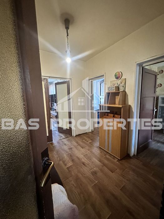 Продава се Тристаен апартамент в София, Илинден - 76 кв.м за 859 €/кв.м - Снимка #4