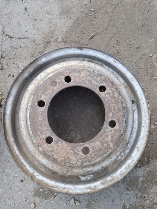 Продам б/у диски