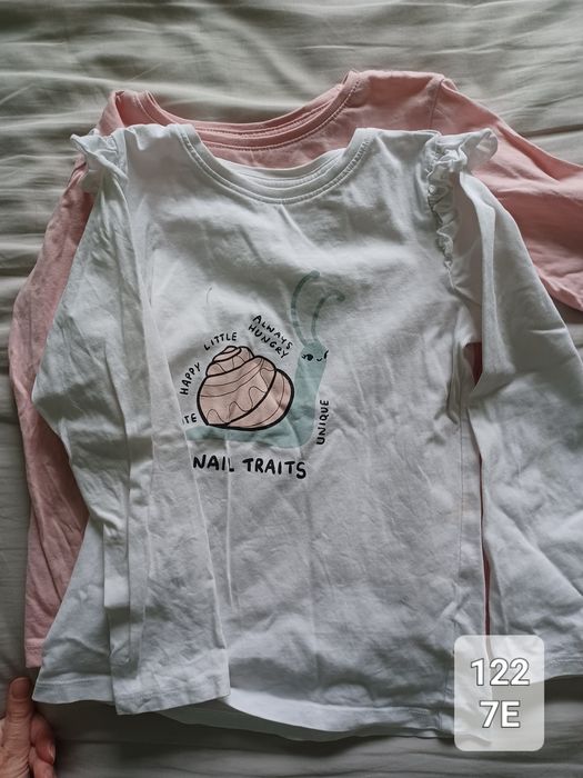 Запазени и нови дрехи за момиче