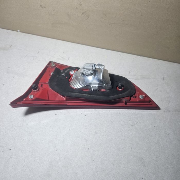 Вътрешен стоп за Toyota Auris Hatchback II (10.2012 - 12.2018), хечбек