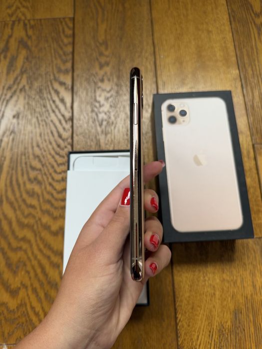 Iphone 11 Pro Max - Gold