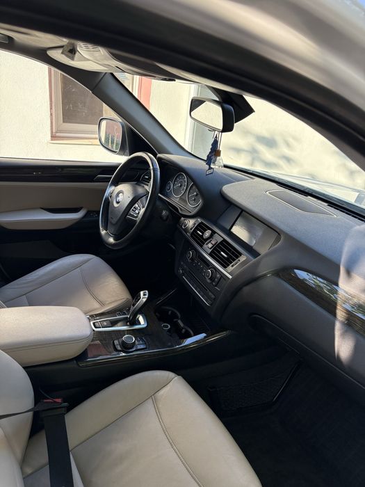 Bmw x3 an 2012 benzina
