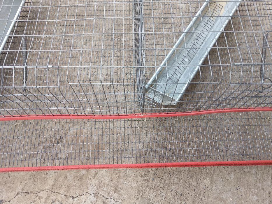 Cusca prepelite ouatoare de 80/ Cusca crestere tineret prepelite/gaina