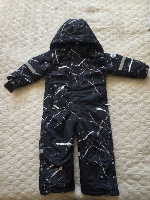 Куртки, комбинезон на мальчика