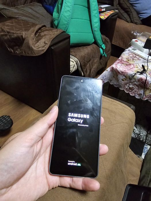 Продавам Samsung A53 5G
