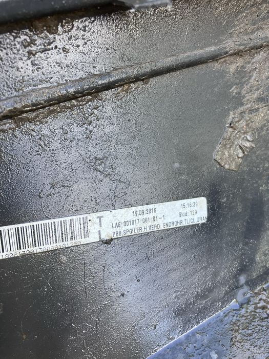 Bara  Volkswagen Passat B8