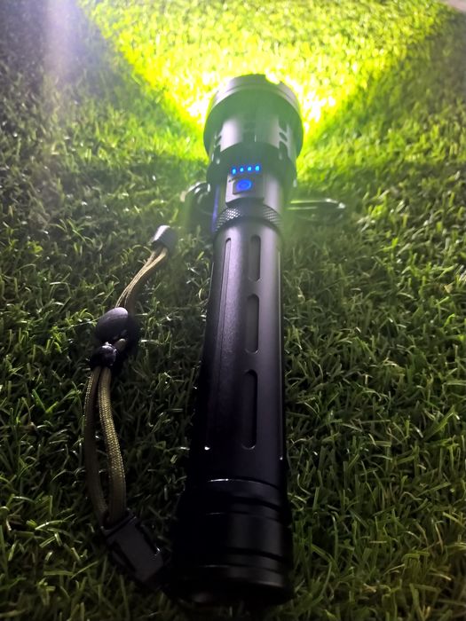 XHP100 Lanterna PROFESIONALA led quadcore + COB alb/rosu