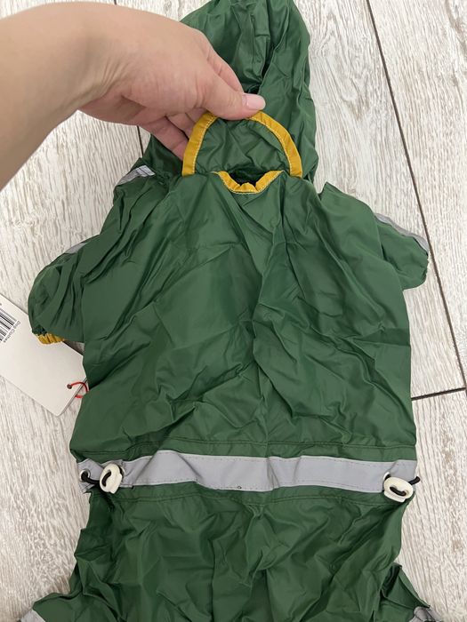 Продам комбинезон для собак новый