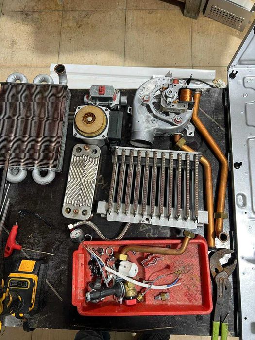 Ремонт Двухконтурный Газовый Котел Ariston remont Ikki konturli kotyol