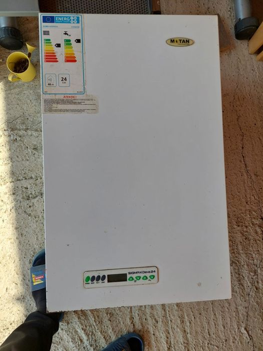 Vând centrala  Montan