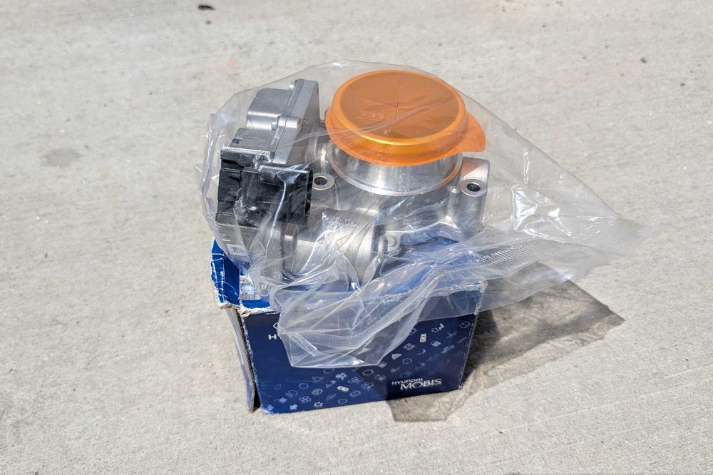 Оригинална дроселова клапа Hyundai/KIA OEM 3510027410