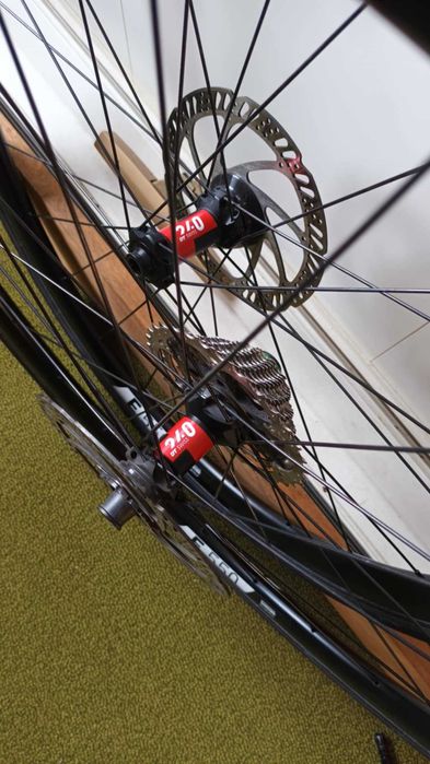 Roti cursiera DT Swiss EXP 240 - ratchet 36T  Custom