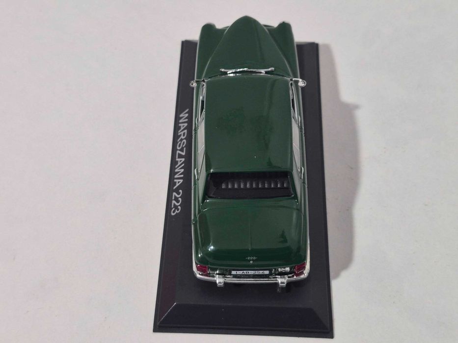 1/43 Warszawa 223 Deagostini