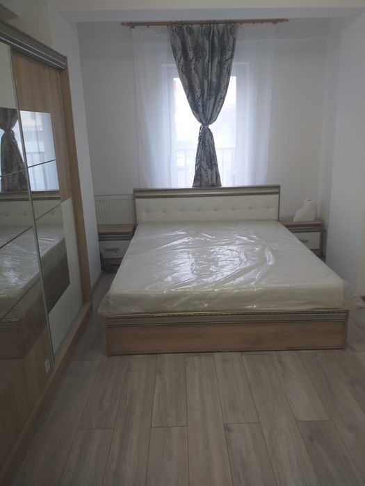 Apartament de închiriat