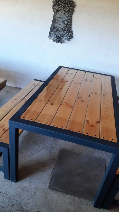 Masa exterior( foisor, terasă ,interior industrial)