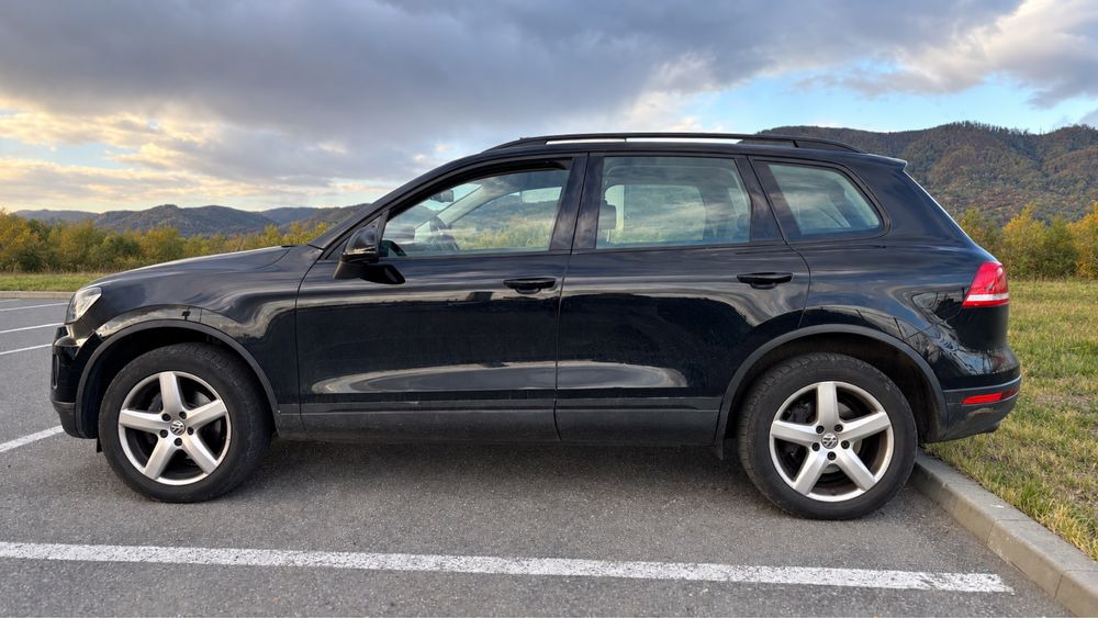 VOLKSWAGEN Touareg 2015 — imagine 8