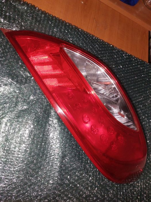 Stop Mazda 2  - impecabil