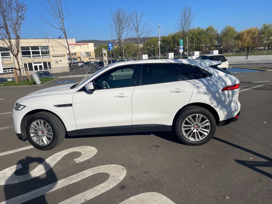 Vand/schimb SUV lux Jaguar F-pace model nou 06.2018 2.0d 4x4 171.000km diesel 180cp 4x4 cutie automata S Euro 6, in stare deosebita,
