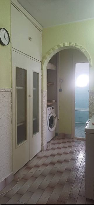 2 camere,decomandate:Micro 14(Pm-uri)