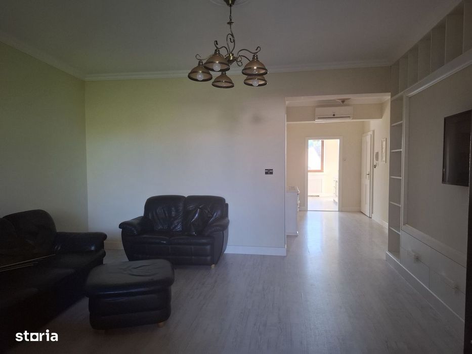 Apartament 2 camere, balcon, Centru Arad