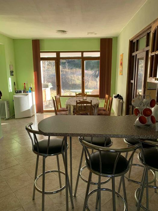 Къща със спокойна локажия и гледка към Рила, село Шипочане/реф№1000402