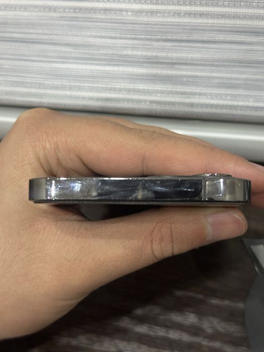 Iphone 12 pro arzonchiro