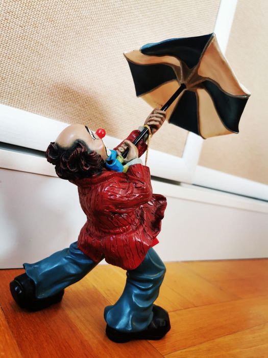 Антикварна керамика статуетка  фигура статуя клуон палячо шут смешник