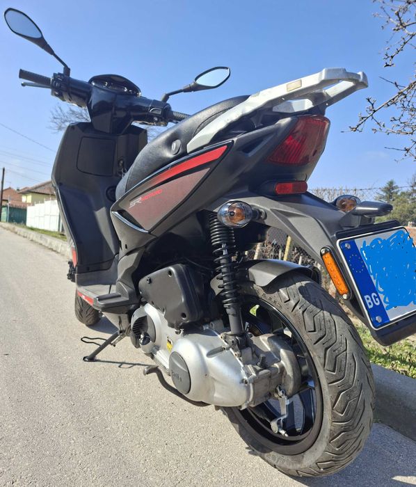 Aprilia Sr 125 Motard / Априлия Ср 125 ТОП СЪСТОЯНИЕ