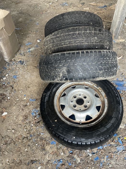 Продам резину 185,70,14