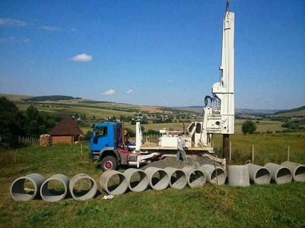 Foraje fantani fose piloni