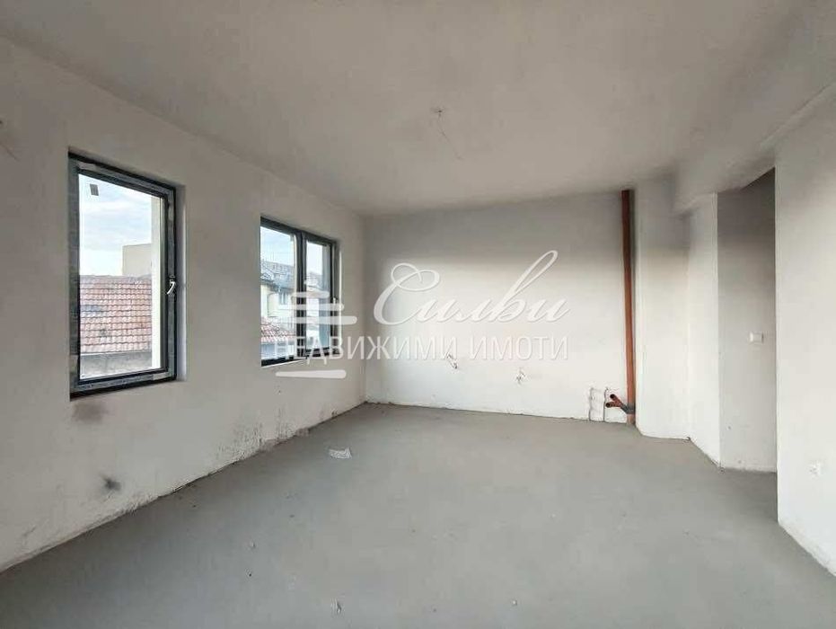 Продава се Тристаен апартамент в Търговище, Боровец - 80 кв.м за 765 €/кв.м - Снимка #1