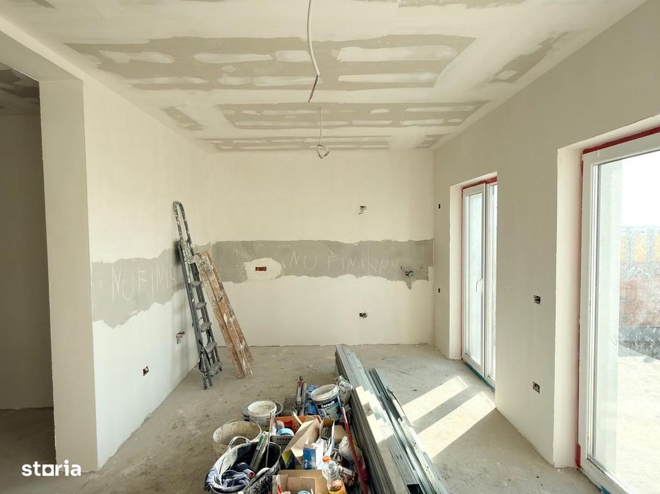 Comision 0 - 4 cam curte proprie - 155.000eur, TVA si parcare incluse!