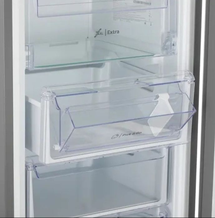 Морозильный шкаф Indesit